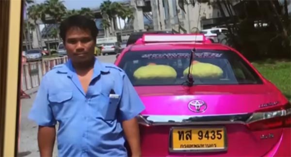 แท็กซี่ทิ้งสาวกลางมอเตอร์เวย์