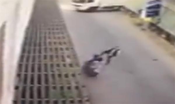 อาสาจราจรกร่าง