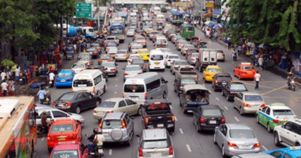 สังคมว่าไง ? ครม. หยั่งเชิงผุดไอเดียแบ่งวันวิ่งรถ หวังแก้รถติด