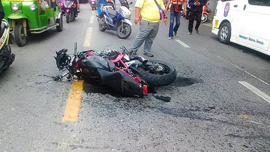 อุทาหรณ์นักขี่...หนุ่มโพสต์เล่าเรื่องนักเรียนขี่บิ๊กไบค์ดับ ทั้งที่ติดไฟแดงด้วยกันแท้ ๆ