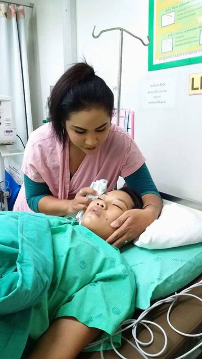 คลอดแล้ว ! ทอมท้องกับกะเทย