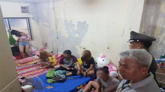 โคโยตี้ส่งซอยคาวบอย