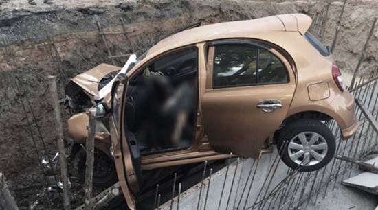 ผู้รับเหมา ยัน ติดป้ายเตือนชัด แต่ถูกชนจนพัง