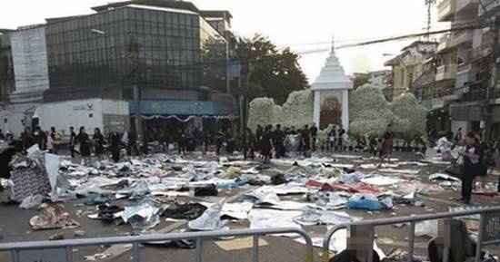 ภาพขยะเกลื่อนปากคลองตลาด