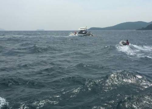 เรือนำเที่ยวล่มกลางทะเลพัทยา 