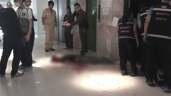 ลิฟต์ ทับคน