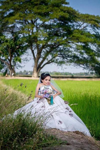 สาวพิการ ร่ำไห้ ชาวบ้านดูถูก-ด่าน่ารังเกียจ เพราะฝันอยากเป็นเจ้าสาว  