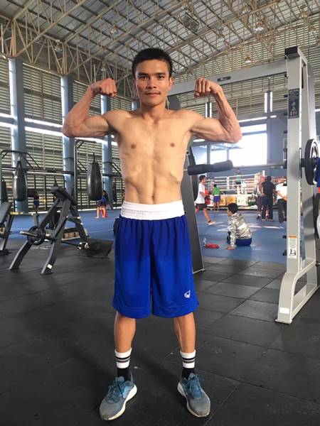 เจ้าแดง ธเนศ องค์จันทร์ต๊ะ