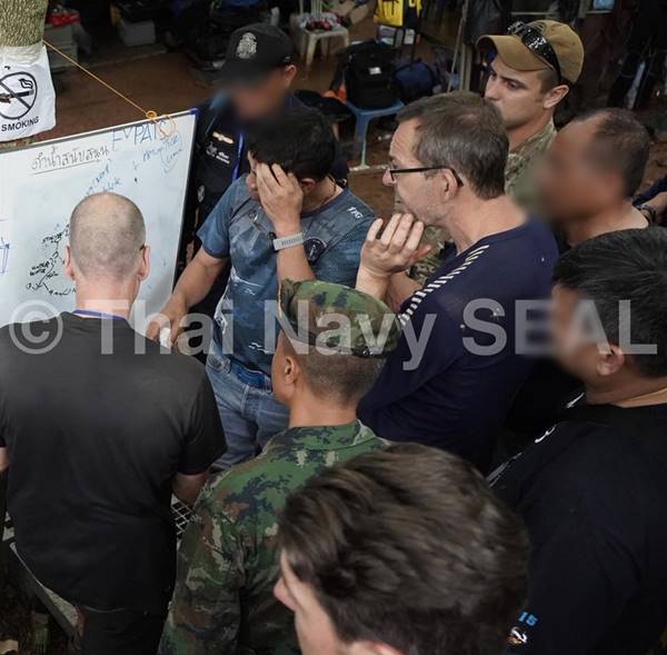 ทีมหมูป่าฯ