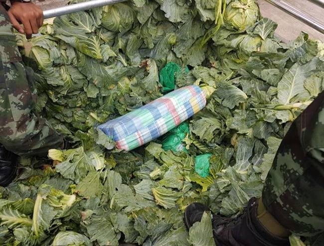 2 ผัวเมีย ซุกยาบ้า 2 ล้านเม็ด