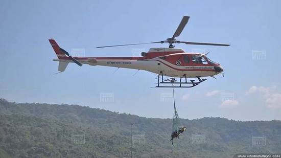 เปิดภาพวินาที เฮลิคอปเตอร์ขนย้ายหมีควาย ก่อนตกลงมาตายที่เขาใหญ่ 