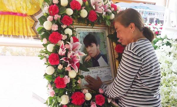 แม่น้องปอนด์ ใจสลาย ซัดพ่อแม่มือแทง ทำไมเลี้ยงลูกชั่วขนาดนี้ !!