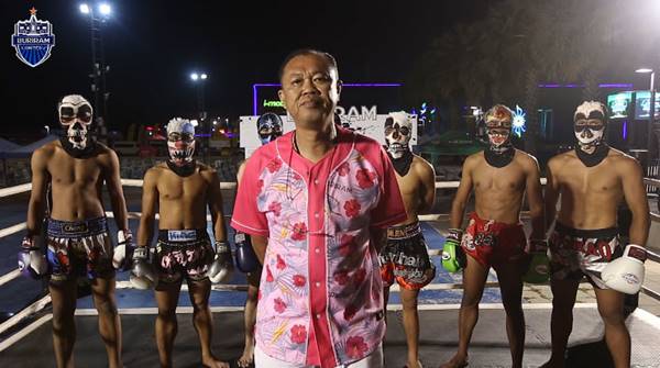 สนุกแน่ ! เดอะแมส ไฟท์เตอร์ เนวิน เตรียมแชมป์นักมวย ขึ้นชกปราบโจ๋ซ่าป่วนสงกรานต์