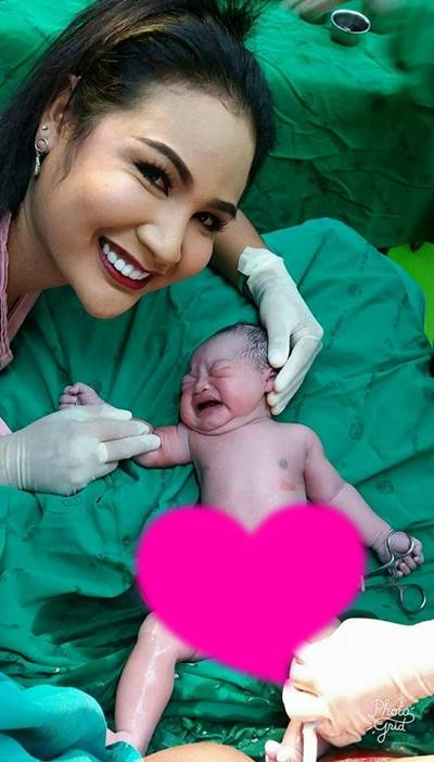 คลอดแล้ว ! ทอมท้องกับกะเทย