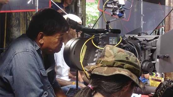 วงการภาพยนตร์เศร้า ! สูญเสีย อาเปี๊ยก ตากล้องท่านมุ้ย จากรถคว่ำที่ประจวบคีรีขันธ์