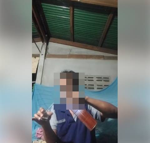 หนุ่มไลฟ์สดเฟซบุ๊กพยายามฆ่าตัวตาย โซเชียลเร่งประสานช่วยเหลือได้ทัน 