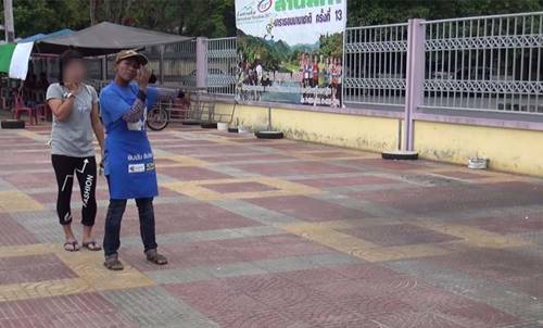 2 แม่ลูก อ้างไม่ได้ใช้น้ำร้อนราด