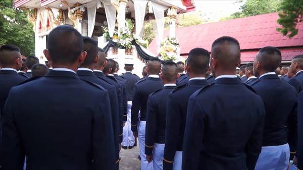 พ่อจี้โรงเรียนเตรียมทหาร