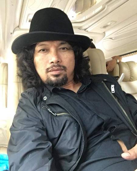  เสก โลโซ