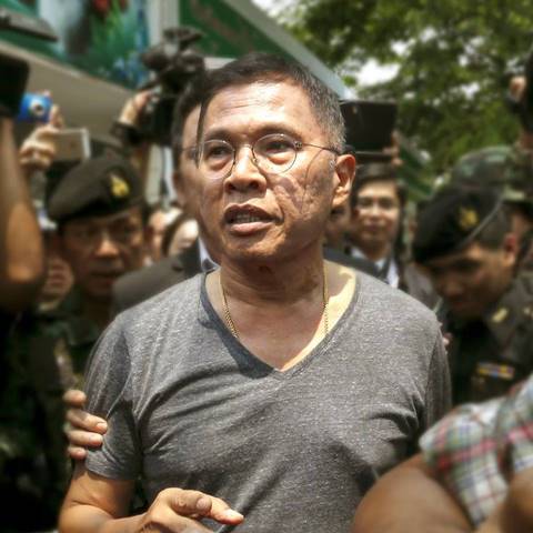 วัฒนา เมืองสุข