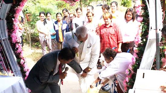 สาวพิการตื้นตันใจ นางฟ้าซาลอน สานฝัน แต่งหน้า-จัดงานวิวาห์ให้ฟรี