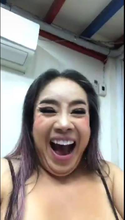 ลีน่าจัง ไลฟ์หาสามีคนที่ 9 - โพสต์แจกเบอร์ โทร. หนุ่ม ๆ โฟนอินสายแทบไหม้ !!