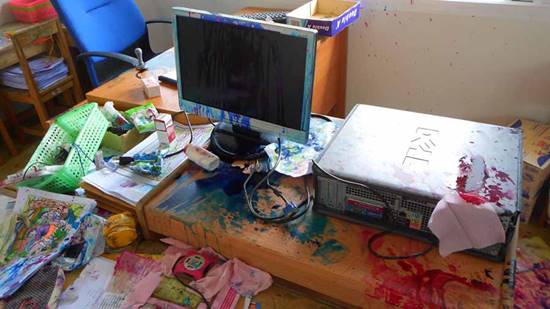 แม่ร่ำไห้...ลูกงัดโรงเรียนเล่นซนทำลายข้าวของ ชดใช้ค่าเสียหายหลักหมื่น