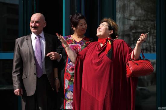 สาวรัสเซียเลือกคนงานเหมืองจีนเป็นคู่ชีวิต ลั่นแม้ไม่มีสมบัติใด แค่รักกันก็เพียงพอ