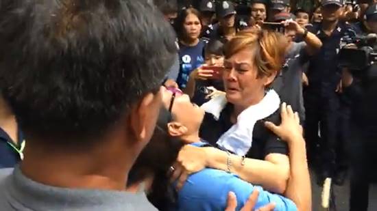 น้องพลอยสิงร่าง