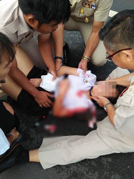 ชีวิตลูกศิษย์ต้องมาก่อน