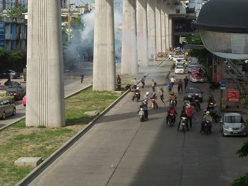 นักเรียนอาชีวะเปิดศึก