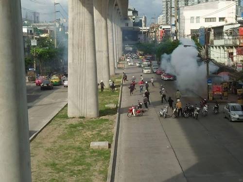 นักเรียนอาชีวะเปิดศึก