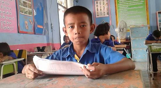 น้องเต้ย เด็ก 9 ขวบ พบหน้าพ่อแล้ว หลังอยู่ลำพัง 2 ปี-หน่วยงานที่เกี่ยวข้องยื่นมือช่วย