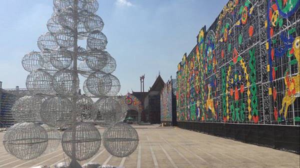 ปมไฟประดับลานคนเมือง