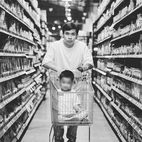 โก้ คุณพ่อเลี้ยงเดี่ยว