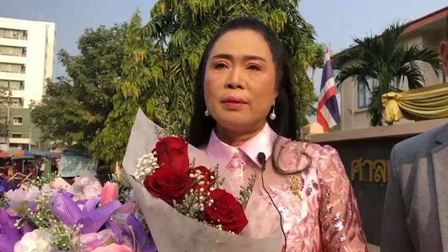 ครูชลธี ฟ้องหย่าเมีย