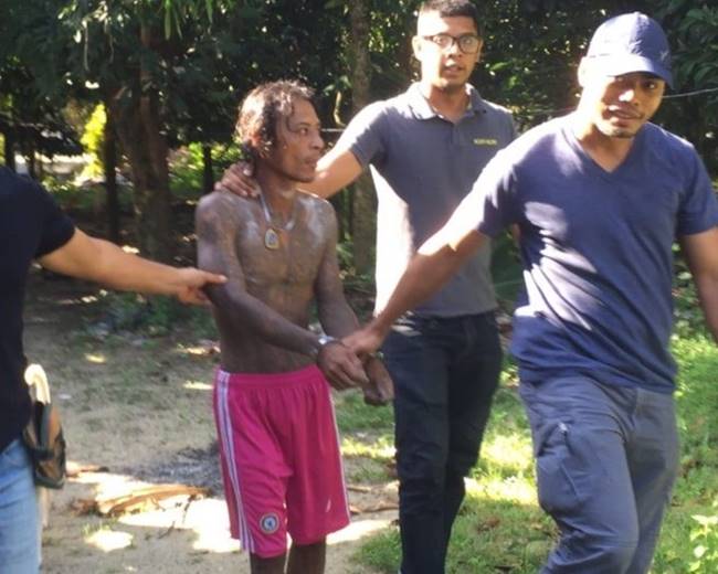 ข่มขืนผู้หญิง