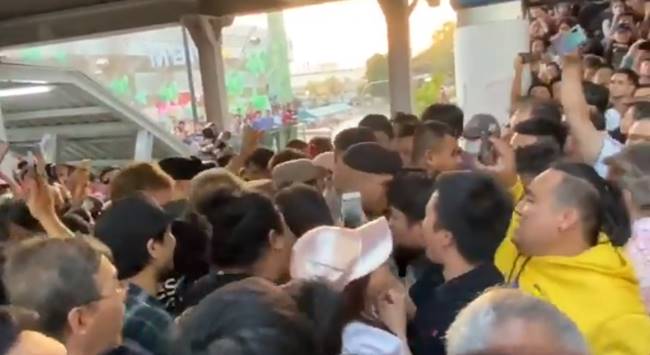 ธนาธร นัดชุมนุม