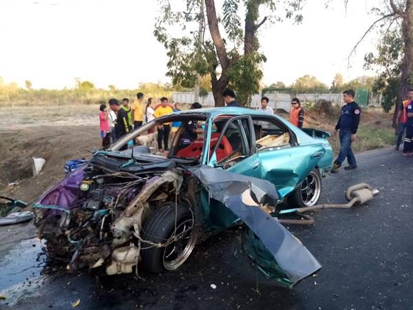 แซงทางโค้ง