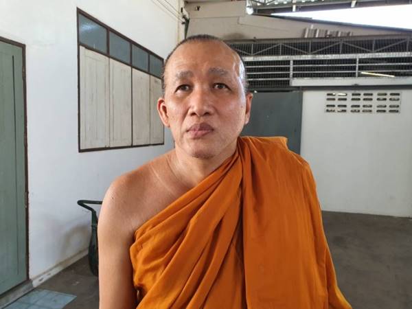 ตาต้อย ชายเก็บของเก่า