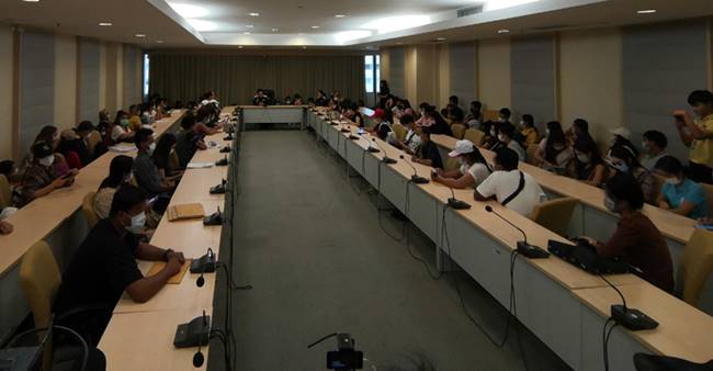 แชร์แม่มณี