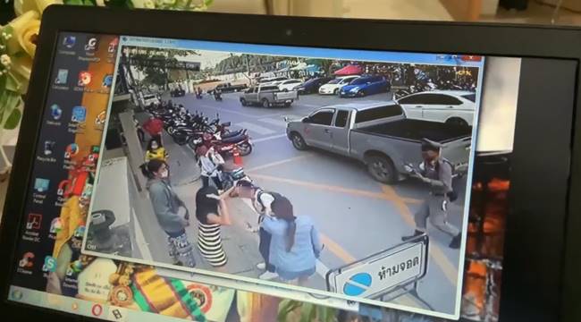 ผู้ปกครองตบเด็ก