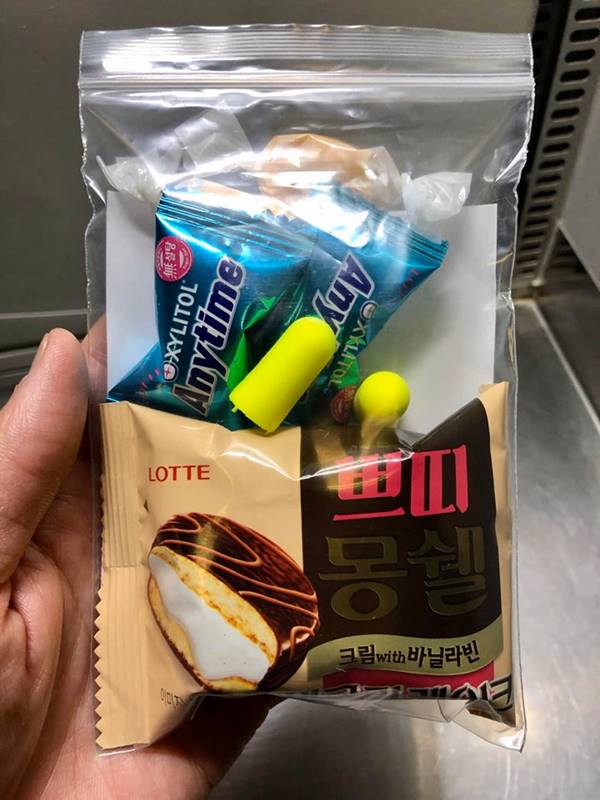 แจกที่อุดหู - ขนม