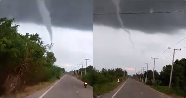 คลิประทึก ! ชาวบ้านจับภาพปรากฏการณ์พายุงวงช้างที่พิษณุโลก