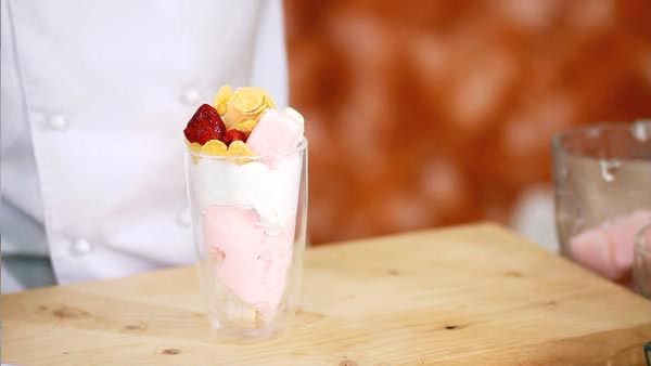 นมเปรี้ยวบิงซู อีกหนึ่งเมนูคลายร้อนช่วงซัมเมอร์ ทำเองก็ได้ ง่ายจัง