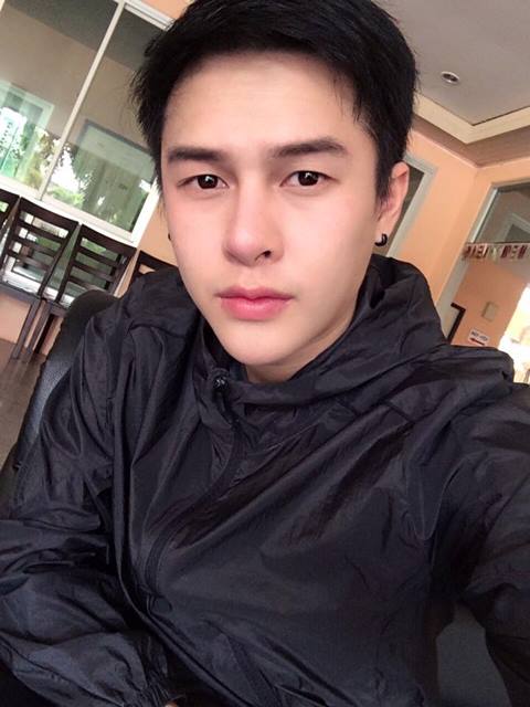 ทั้งสวยทั้งหล่อ ! มาร์ค คณัสนันท์ แต่งชายก็หล่อพุ่ง แต่งหญิงก็สวยเว่อร์ทั้งสวยทั้งหล่อ ! มาร์ค คณัสนันท์ แต่งชายก็หล่อพุ่ง แต่งหญิงก็สวยเว่อร์