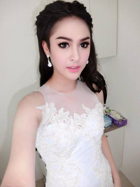 ทั้งสวยทั้งหล่อ ! มาร์ค คณัสนันท์ แต่งชายก็หล่อพุ่ง แต่งหญิงก็สวยเว่อร์