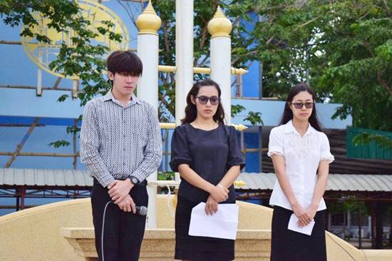 อาลัยรักจากรุ่นน้อง..นักเรียนโรงเรียนประจวบยืนไว้อาลัย รุ่นพี่ ฮ.ตก