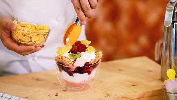 นมเปรี้ยวบิงซู อีกหนึ่งเมนูคลายร้อนช่วงซัมเมอร์ ทำเองก็ได้ ง่ายจัง