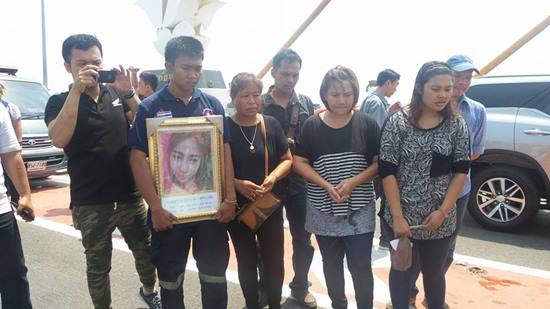 แม่แฟนตำรวจขี่บิ๊กไบค์ เชิญดวงวิญญาณลูกสาวกลับบ้าน